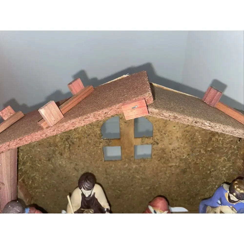 Yusheng Nativity Scene Rustic Barn‎ Ceramic Figurines